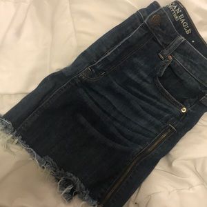 American eagle denim jean skirt